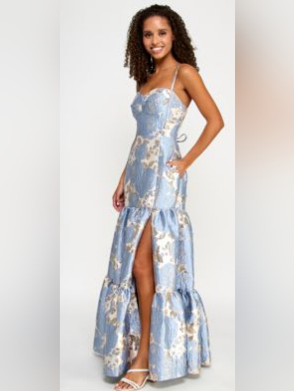 Violet Weekend Floral Jacuard Tiered Gown Size 1/2 NEW With Out Tag